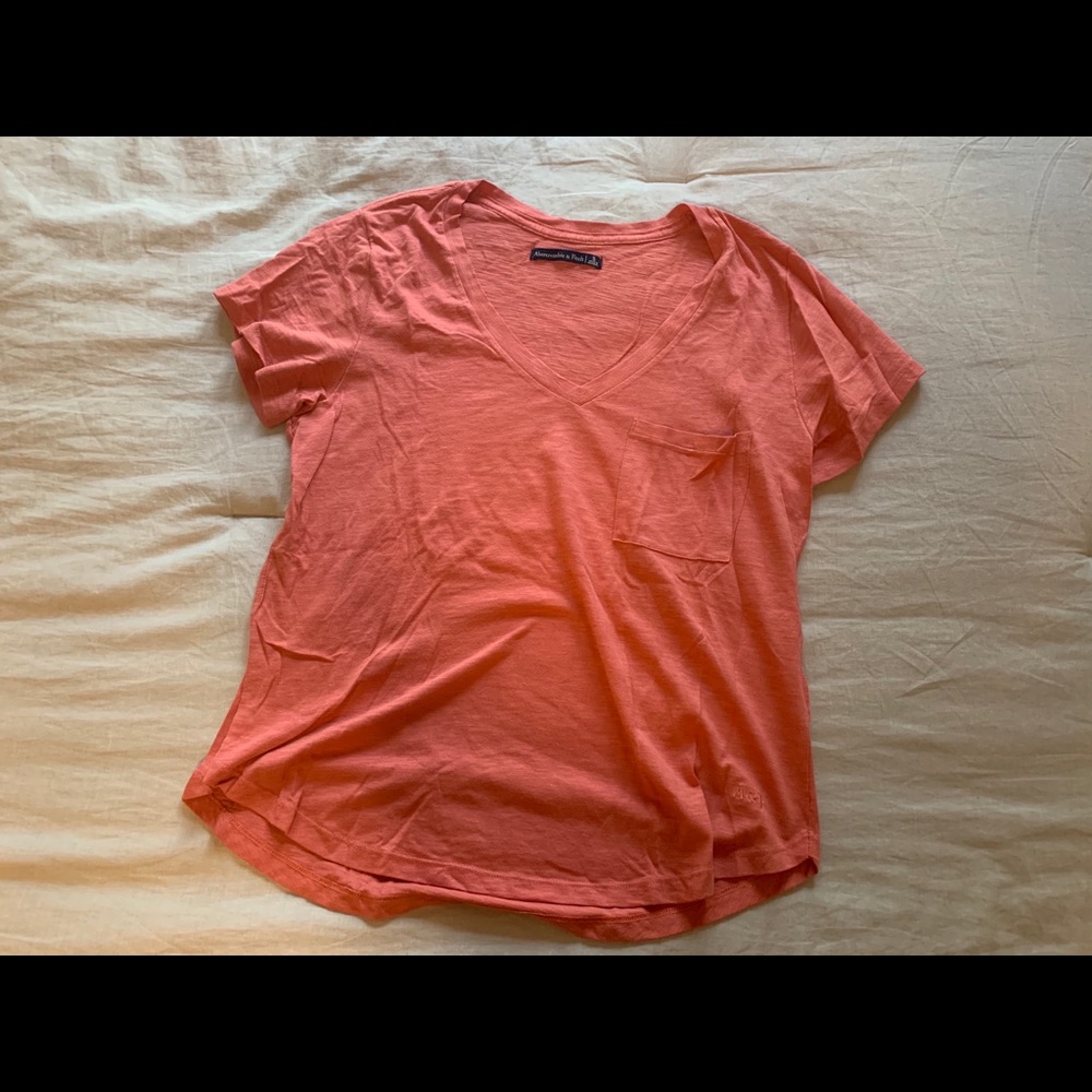 Abercrombie & Fitch coral v neck top!
